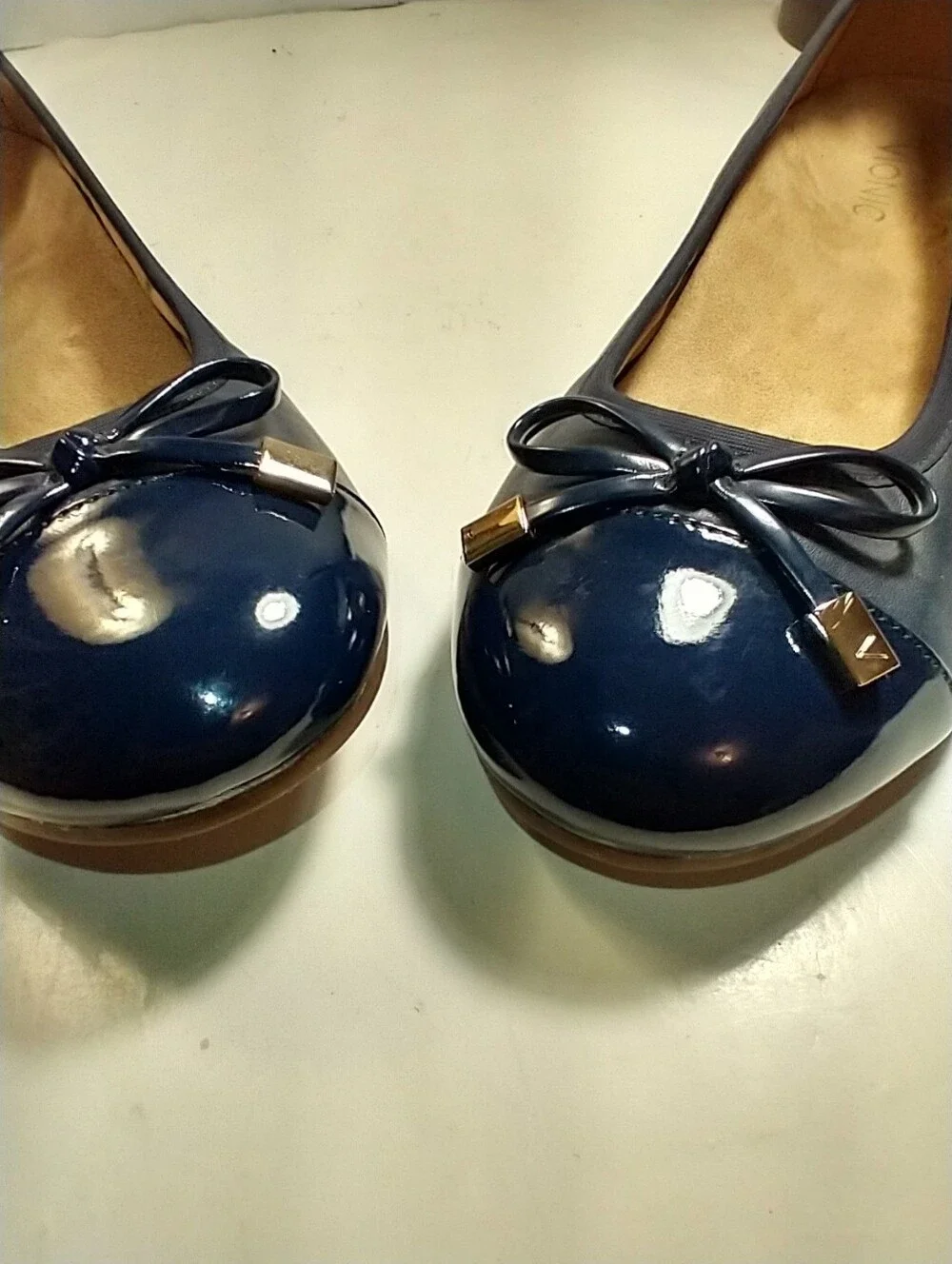 Vionic Minna Blue Leather Comfort Ballet Flats Women's sz 8.5.